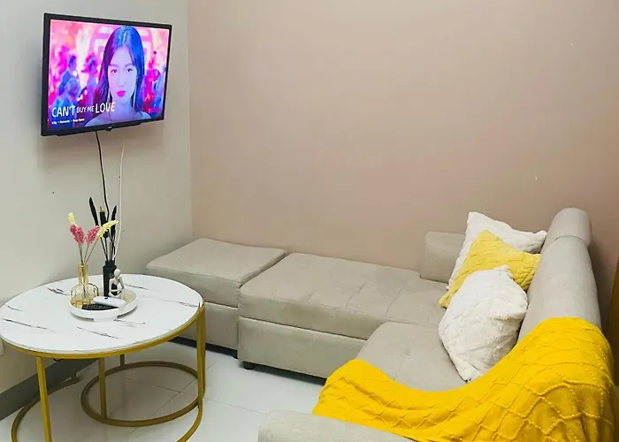 Apartamento Bgc Simple Elegant 300mbps Wifi,pool,netflix